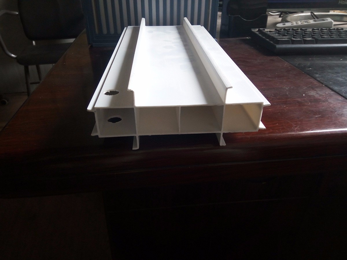兴安盟立面拉缝板 (1)150MM宽拉缝板